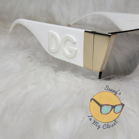 Dolce & Gabbana Shield Sunglasses 😎 DG2233 Super Hot Glasses🔥🔥 Price is FIRM! - Picture 4 of 8